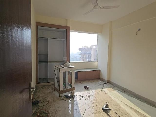 3 BHK Apartment in Sector 107 for rent Noida. The reference number is 20498627
