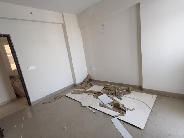 3 BHK Apartment in Sector 107 for rent Noida. The reference number is 20546135