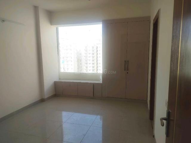 3 BHK Apartment in Sector 107 for rent Noida. The reference number is 20519521
