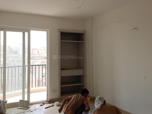 3 BHK Apartment in Sector 107 for rent Noida. The reference number is 20688176