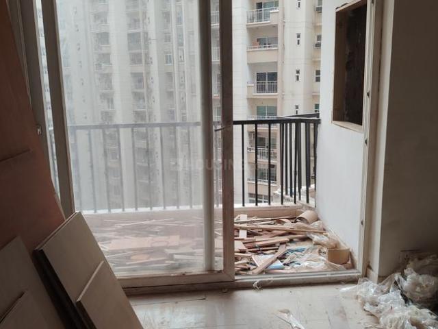 3 BHK Apartment in Sector 107 for rent Noida. The reference number is 20632481