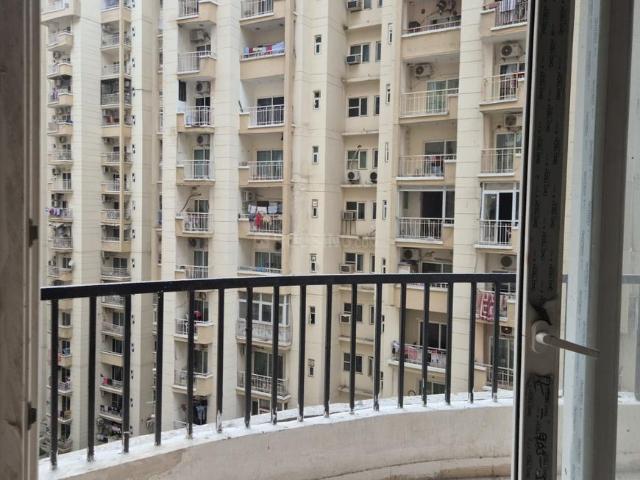 3 BHK Apartment in Sector 107 for rent Noida. The reference number is 20774395