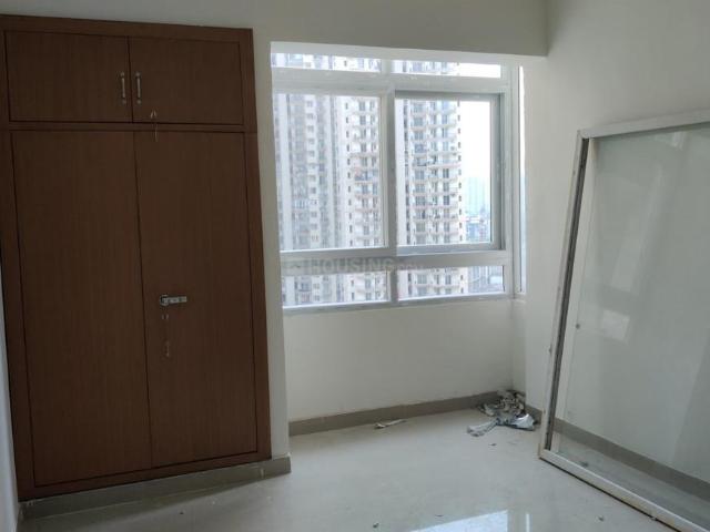 3 BHK Apartment in Sector 107 for rent Noida. The reference number is 20809933