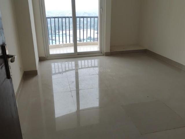 3 BHK Apartment in Sector 107 for rent Noida. The reference number is 20996606