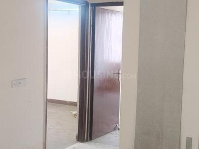 3 BHK Apartment in Sector 107 for rent Noida. The reference number is 21163423