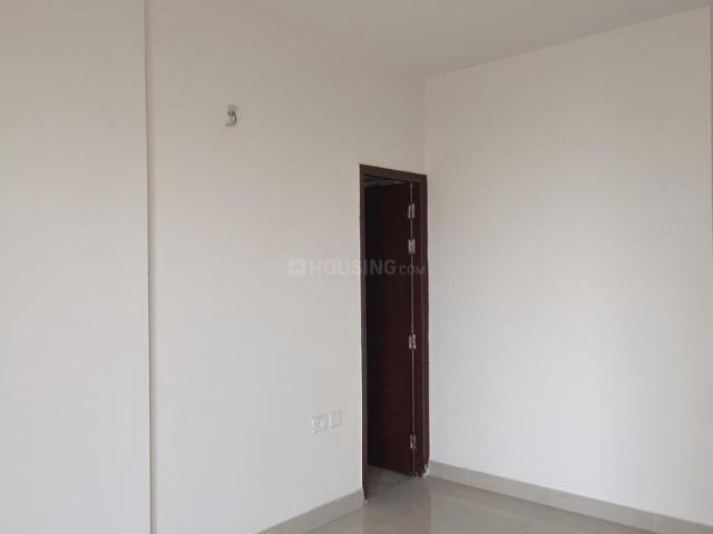 3 BHK Apartment in Sector 107 for rent Noida. The reference number is 21197568