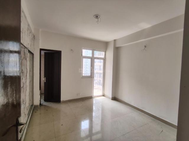 3 BHK Apartment in Sector 107 for rent Noida. The reference number is 21284433
