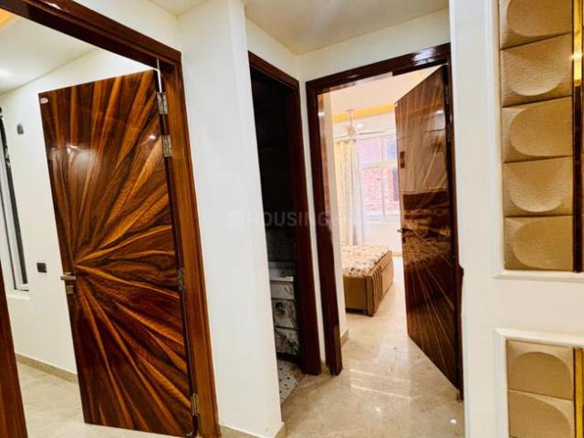 2 BHK Apartment in Sector 104 for resale Noida. The reference number is 19172782