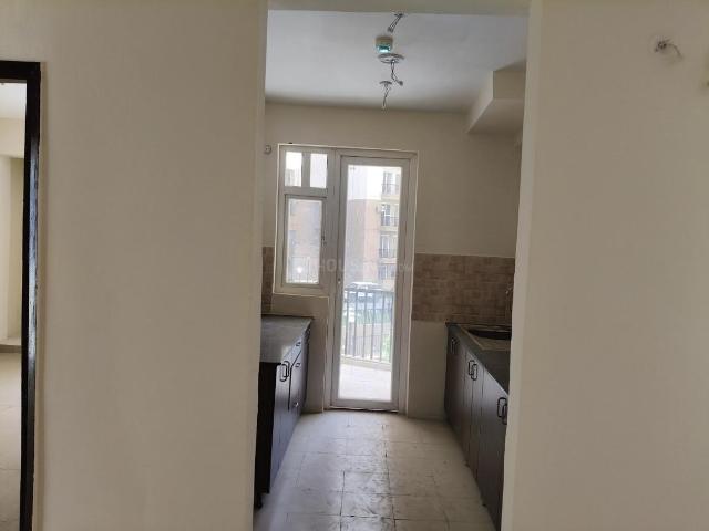 3 BHK Apartment in Sector 107 for resale Noida. The reference number is 19199064