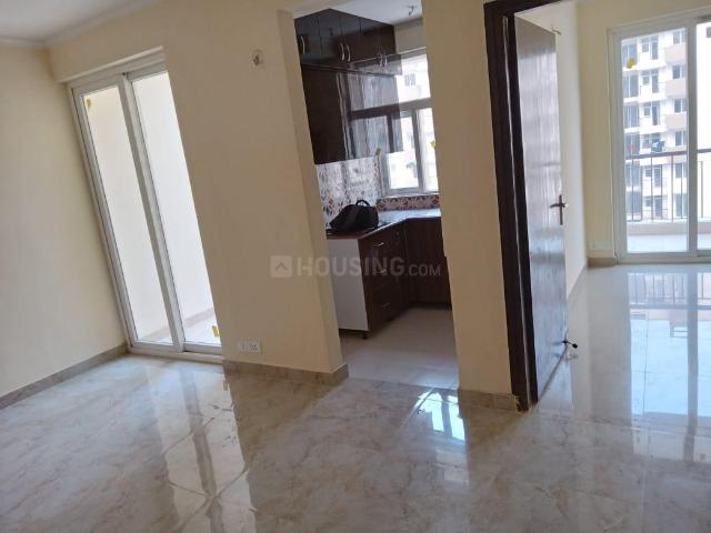 3 BHK Apartment in Sector 107 for resale Noida. The reference number is 19569702