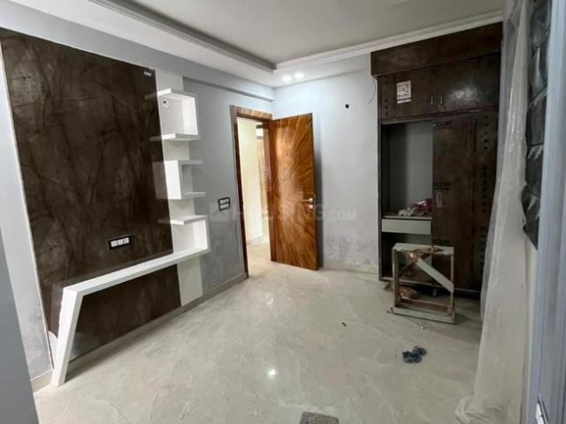 3 BHK Apartment in Sector 104 for resale Noida. The reference number is 19590858