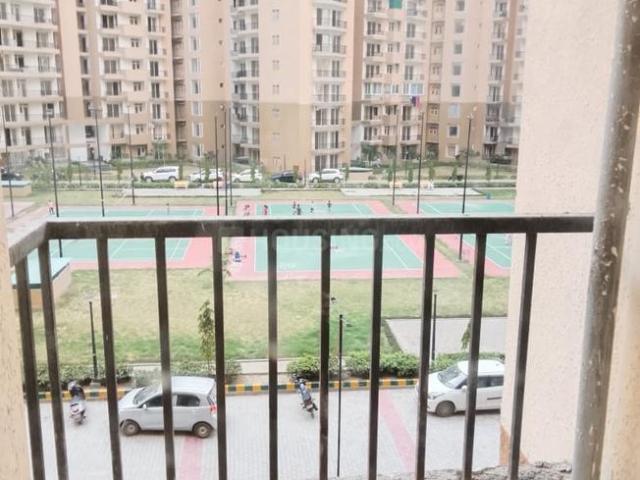 3 BHK Apartment in Sector 107 for resale Noida. The reference number is 20455980