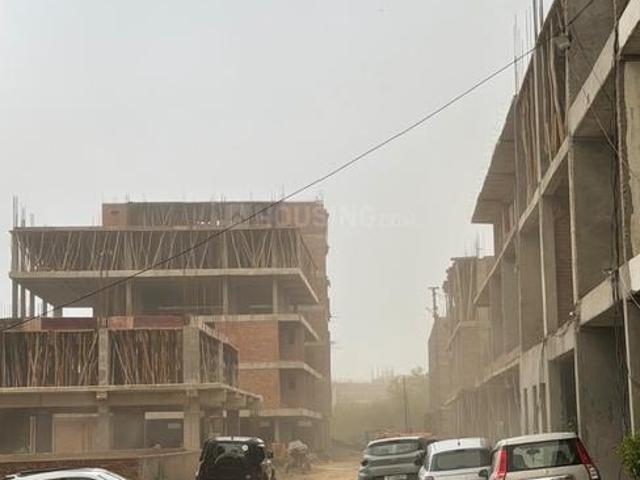 3 BHK Apartment in Sector 107 for resale Noida. The reference number is 20506477