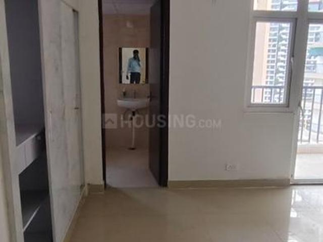 3 BHK Apartment in Sector 107 for resale Noida. The reference number is 20813697