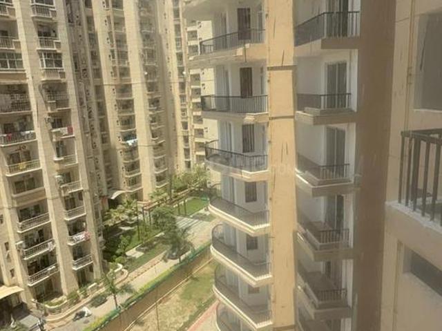 3 BHK Apartment in Sector 107 for resale Noida. The reference number is 21019900