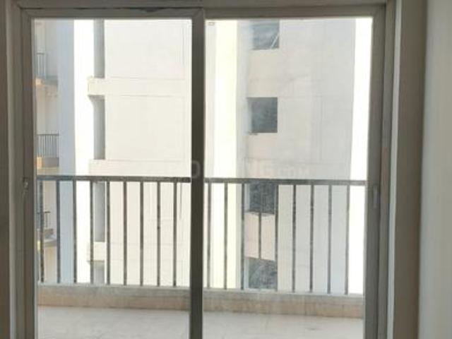 3 BHK Apartment in Sector 107 for resale Noida. The reference number is 21177059