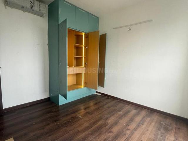 3 BHK Apartment in Sector 104 for rent Gurgaon. The reference number is 18803801