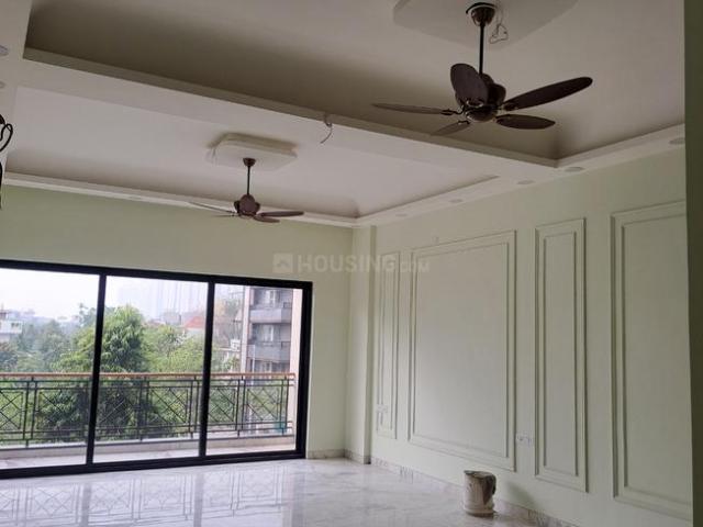 3 BHK Apartment in Sector 104 for rent Noida. The reference number is 19804883