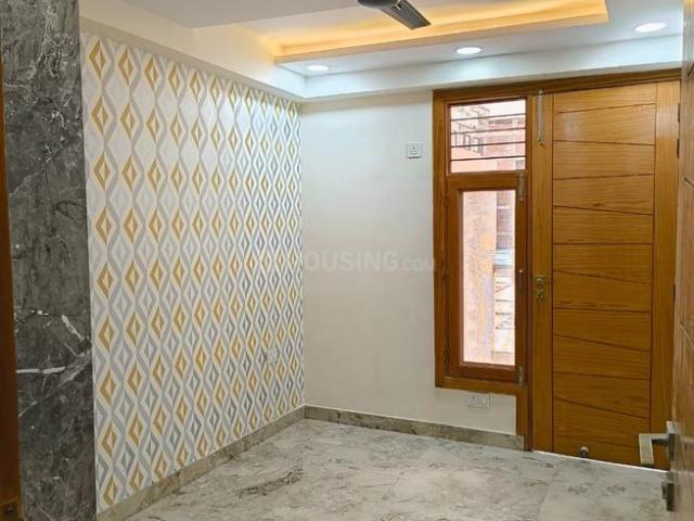3 BHK Apartment in Sector 104 for resale Noida. The reference number is 16705694