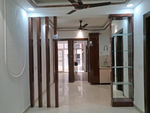 3 BHK Apartment in Sector 104 for resale Noida. The reference number is 19864125