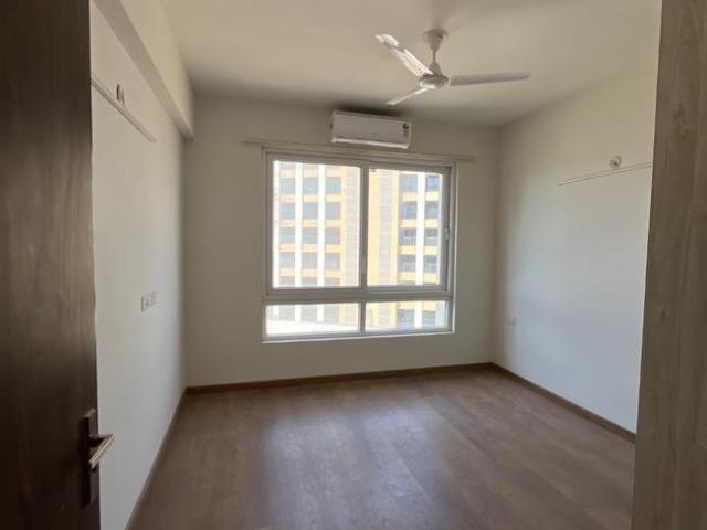 3 BHK Apartment in Sector 104 for resale Gurgaon. The reference number is 19978905