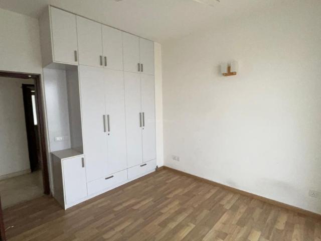 3 BHK Apartment in Sector 104 for resale Gurgaon. The reference number is 20577179