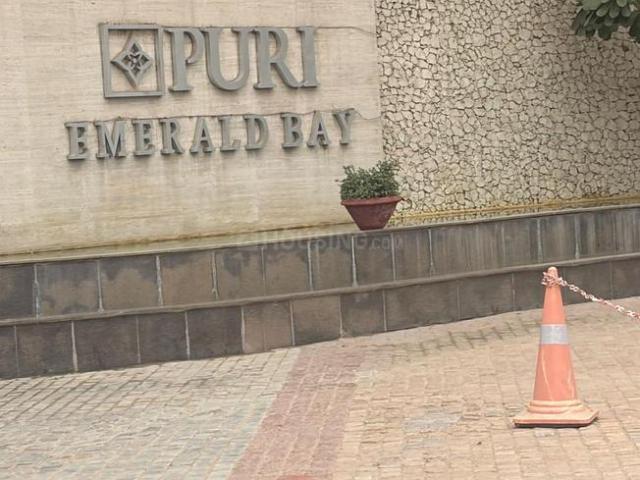 3 BHK Apartment in Sector 104 for resale Gurgaon. The reference number is 21172908