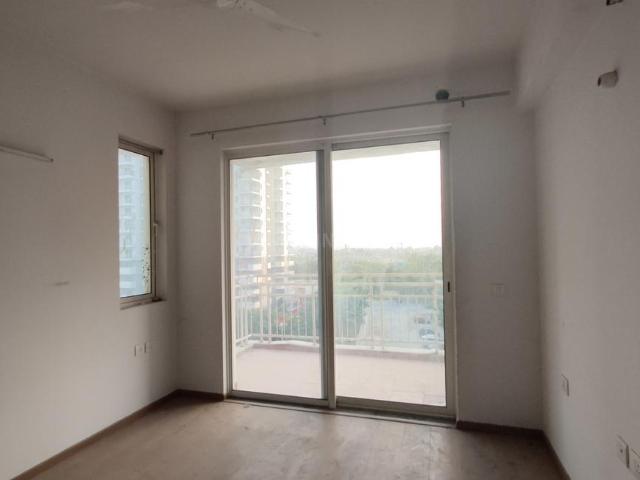 3 BHK Apartment in Sector 104 for resale Gurgaon. The reference number is 21233072