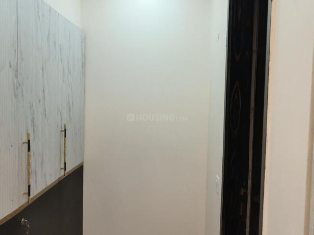 3 BHK Apartment in Sector 106 for rent Gurgaon. The reference number is 19923975
