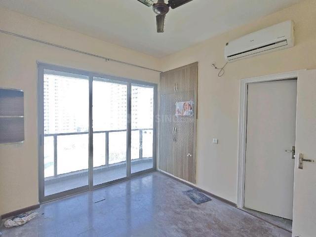 3 BHK Apartment in Sector 106 for rent Gurgaon. The reference number is 21043860