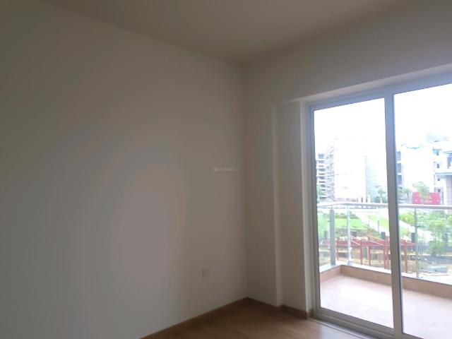 3 BHK Apartment in Sector 106 for resale Gurgaon. The reference number is 19959619
