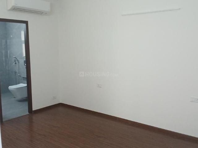 3 BHK Apartment in Sector 106 for resale Gurgaon. The reference number is 20469360