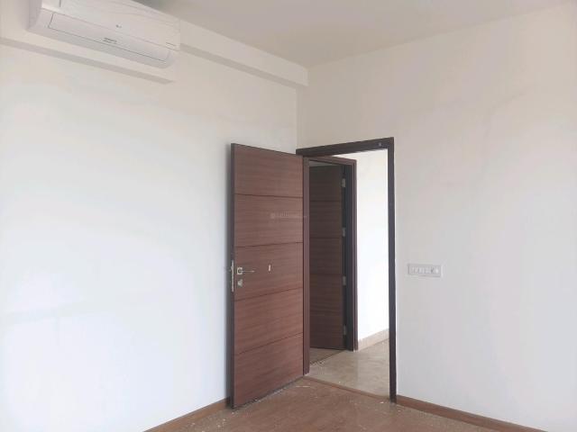 3 BHK Apartment in Sector 106 for resale Gurgaon. The reference number is 20207155