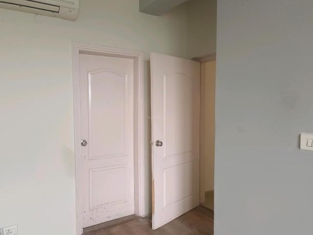 3 BHK Apartment in Sector 109 for rent Gurgaon. The reference number is 19059718