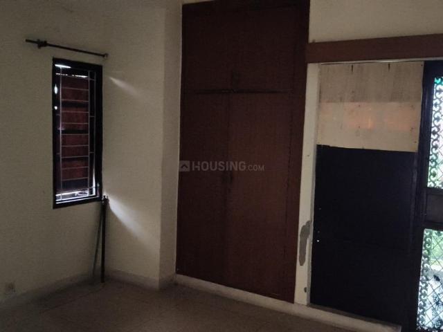 3 BHK Apartment in Sector 10 Dwarka for rent New Delhi. The reference number is 21106208