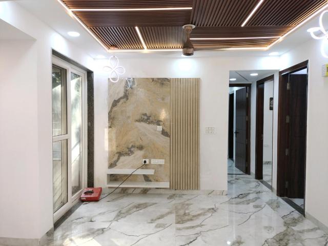 3 BHK Apartment in Sector 10 Dwarka for resale New Delhi. The reference number is 17550699