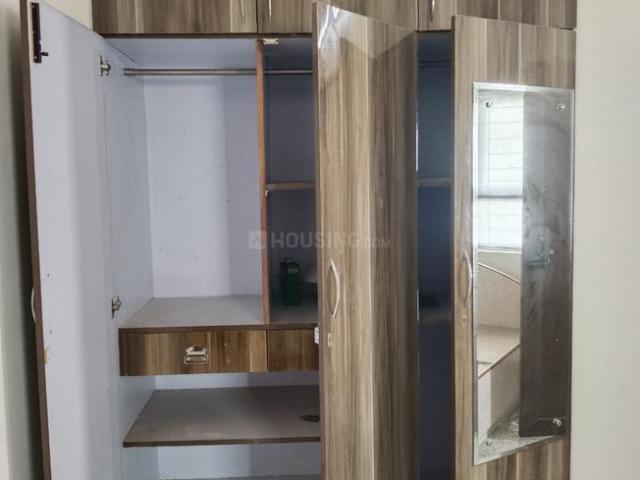 3 BHK Apartment in Sector 10A for rent Gurgaon. The reference number is 20630920
