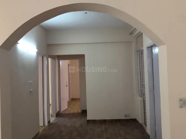 3 BHK Apartment in Sector 10A for rent Gurgaon. The reference number is 21284556