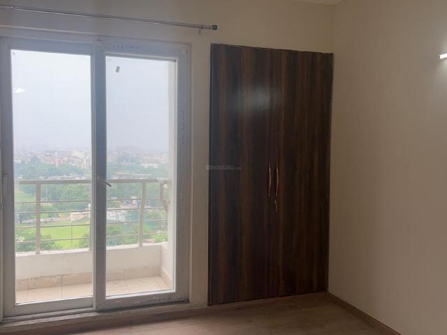 3 BHK Apartment in Sector 110 for rent Noida. The reference number is 20853458