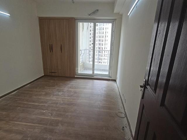 3 BHK Apartment in Sector 110 for rent Noida. The reference number is 20965145