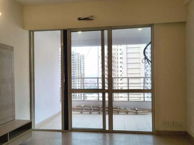 3 BHK Apartment in Sector 110 for rent Noida. The reference number is 21132897