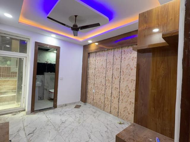 3 BHK Apartment in Sector 110 for resale Noida. The reference number is 20823579