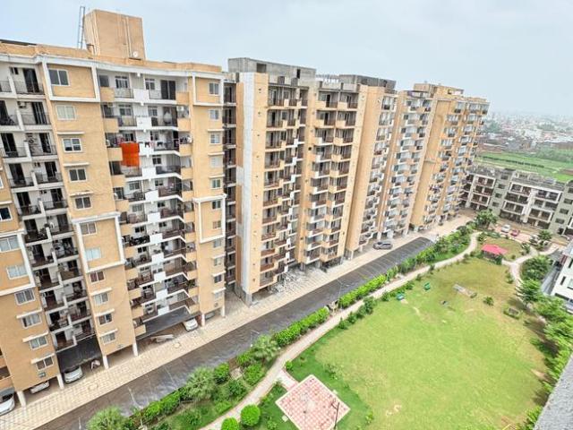 3 BHK Apartment in Sector 115 for rent Mohali. The reference number is 18407975