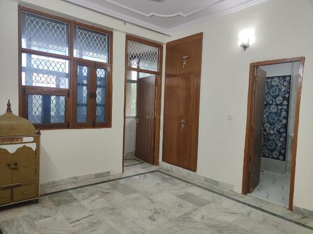 3 BHK Apartment in Sector 11 Dwarka for rent New Delhi. The reference number is 20623179