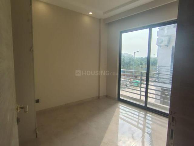 3 BHK Apartment in Sector 11 Dwarka for rent New Delhi. The reference number is 20651359