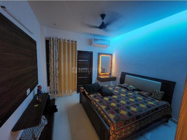3 BHK Apartment in Sector 123 for rent Mohali. The reference number is 12868861