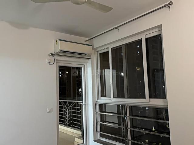 3 BHK Apartment in Sector 121 for rent Noida. The reference number is 20080248