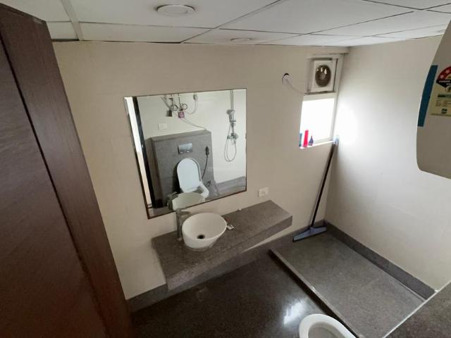 3 BHK Apartment in Sector 121 for rent Noida. The reference number is 20621788