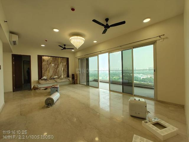 3 BHK Apartment in Sector 128 for rent Noida. The reference number is 18600266
