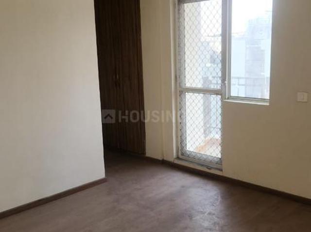 3 BHK Apartment in Sector 128 for rent Noida. The reference number is 19306336